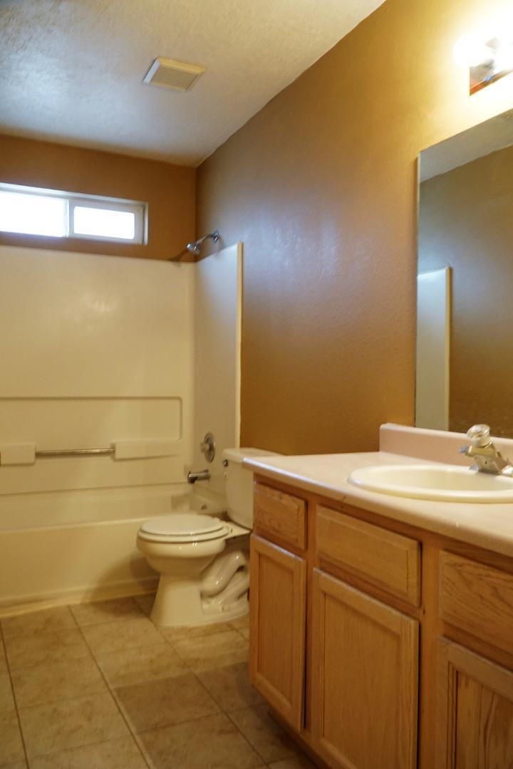 Photo 7 — 10636 Rigoletto Drive NW