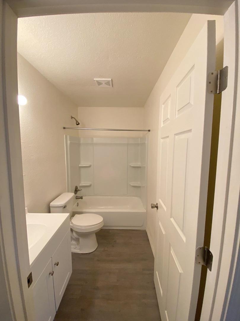 Photo 3 — 12120 Menaul Boulevard NE 3