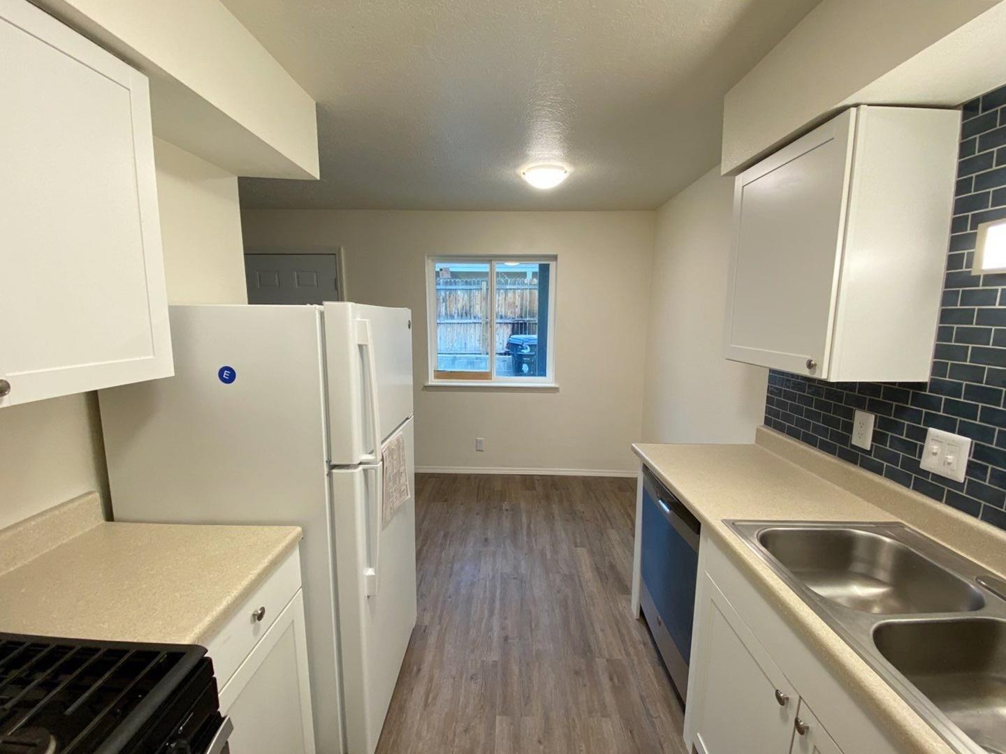 Photo 18 — 12120 Menaul Boulevard NE 3