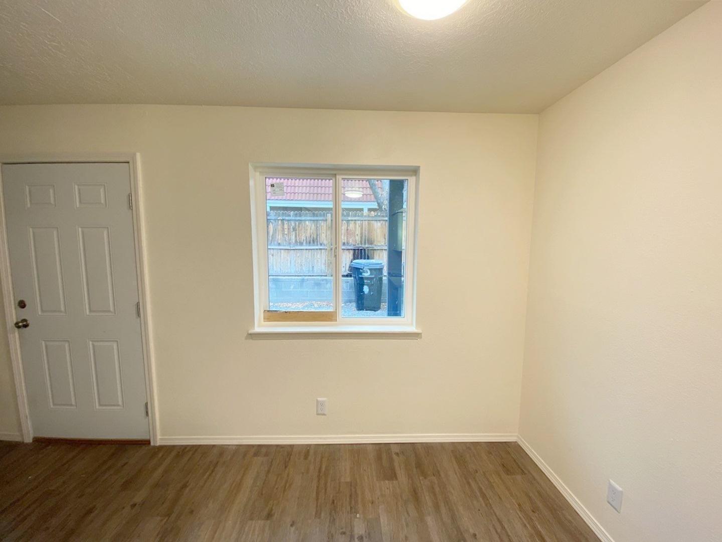 Photo 14 — 12120 Menaul Boulevard NE 3