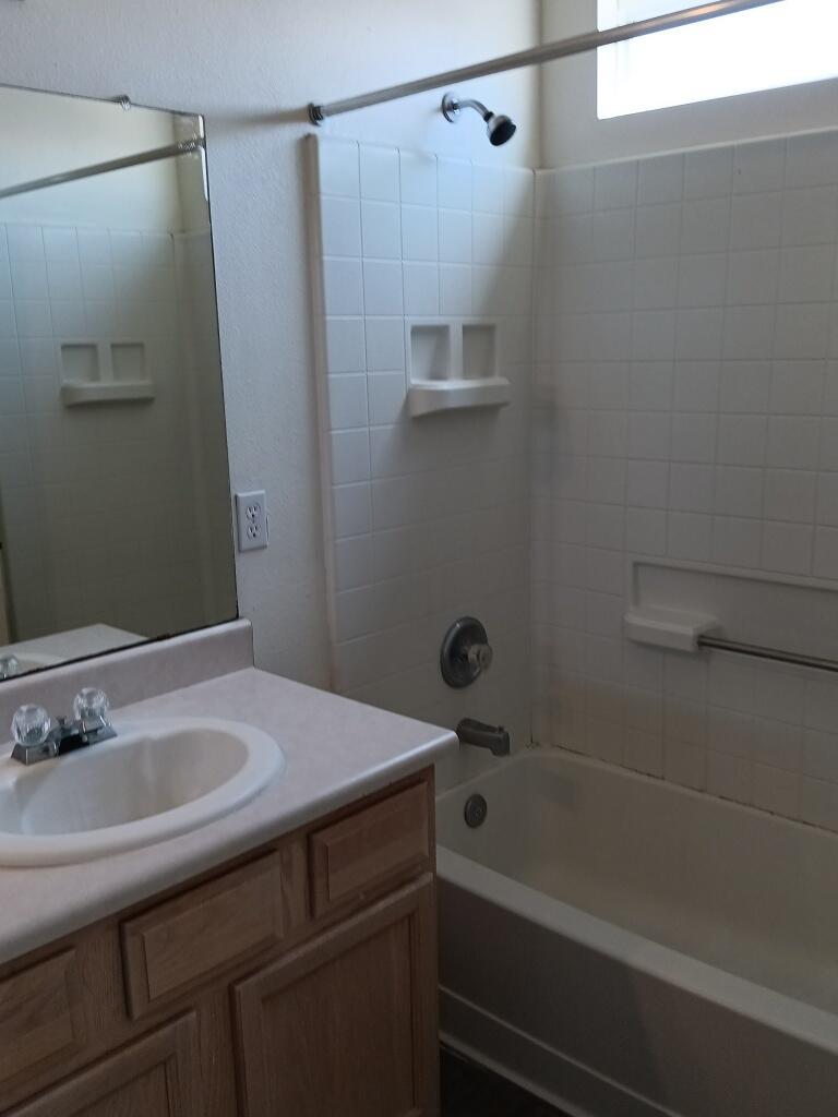 Photo 6 — 10648 Shooting Star Street NW