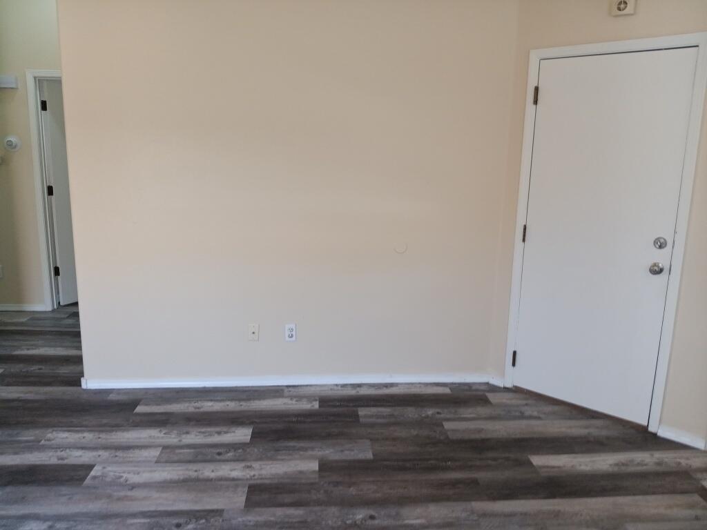 Photo 11 — 10648 Shooting Star Street NW