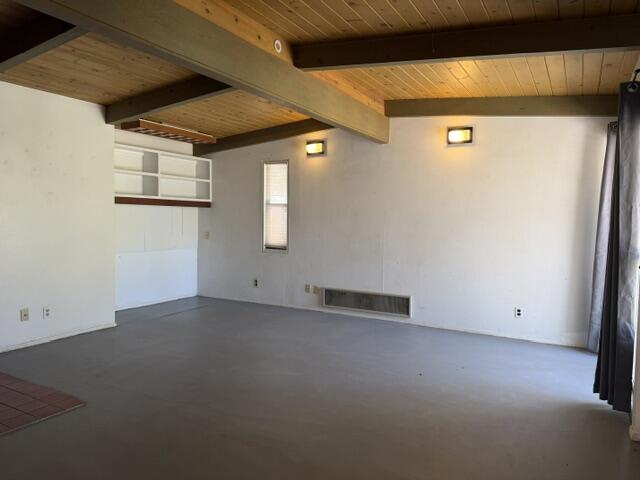 Photo 9 — 703 Liles Street