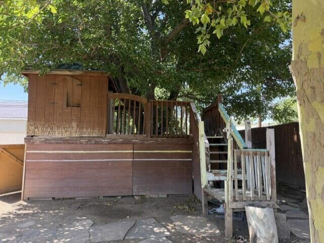 Photo 3 — 703 Liles Street