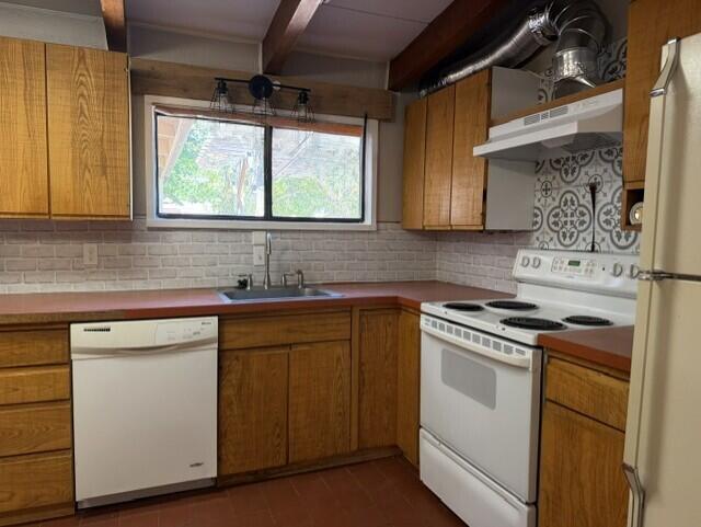 Photo 17 — 703 Liles Street