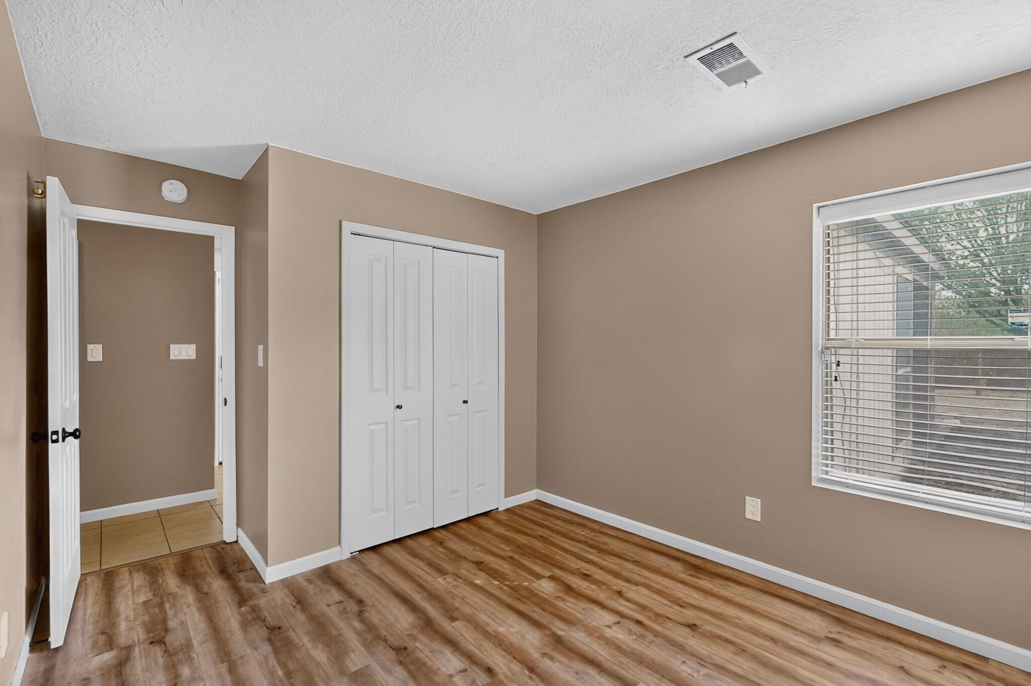 Photo 12 — 1598 Perma Drive NE