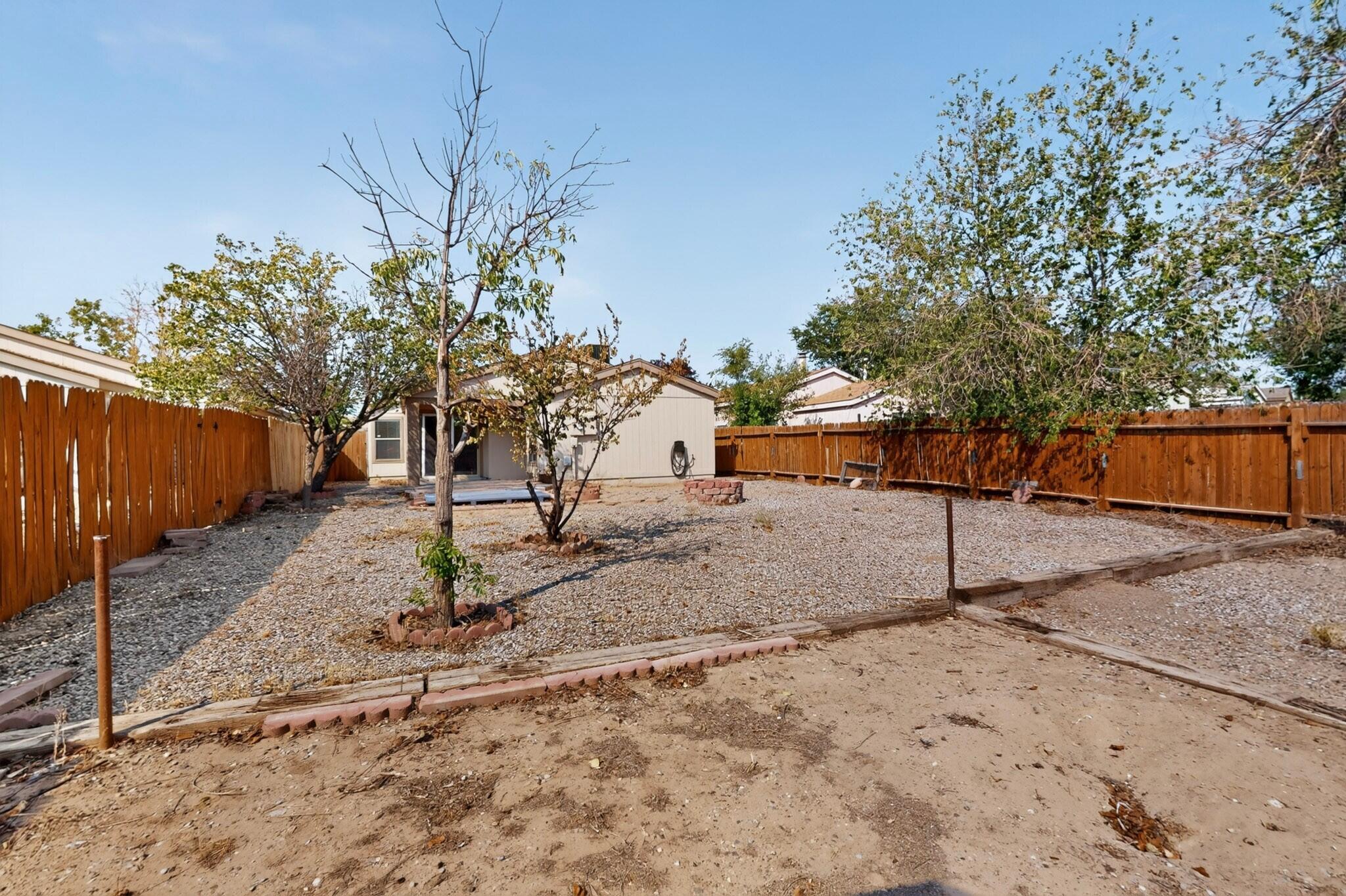 Photo 7 — 1598 Perma Drive NE
