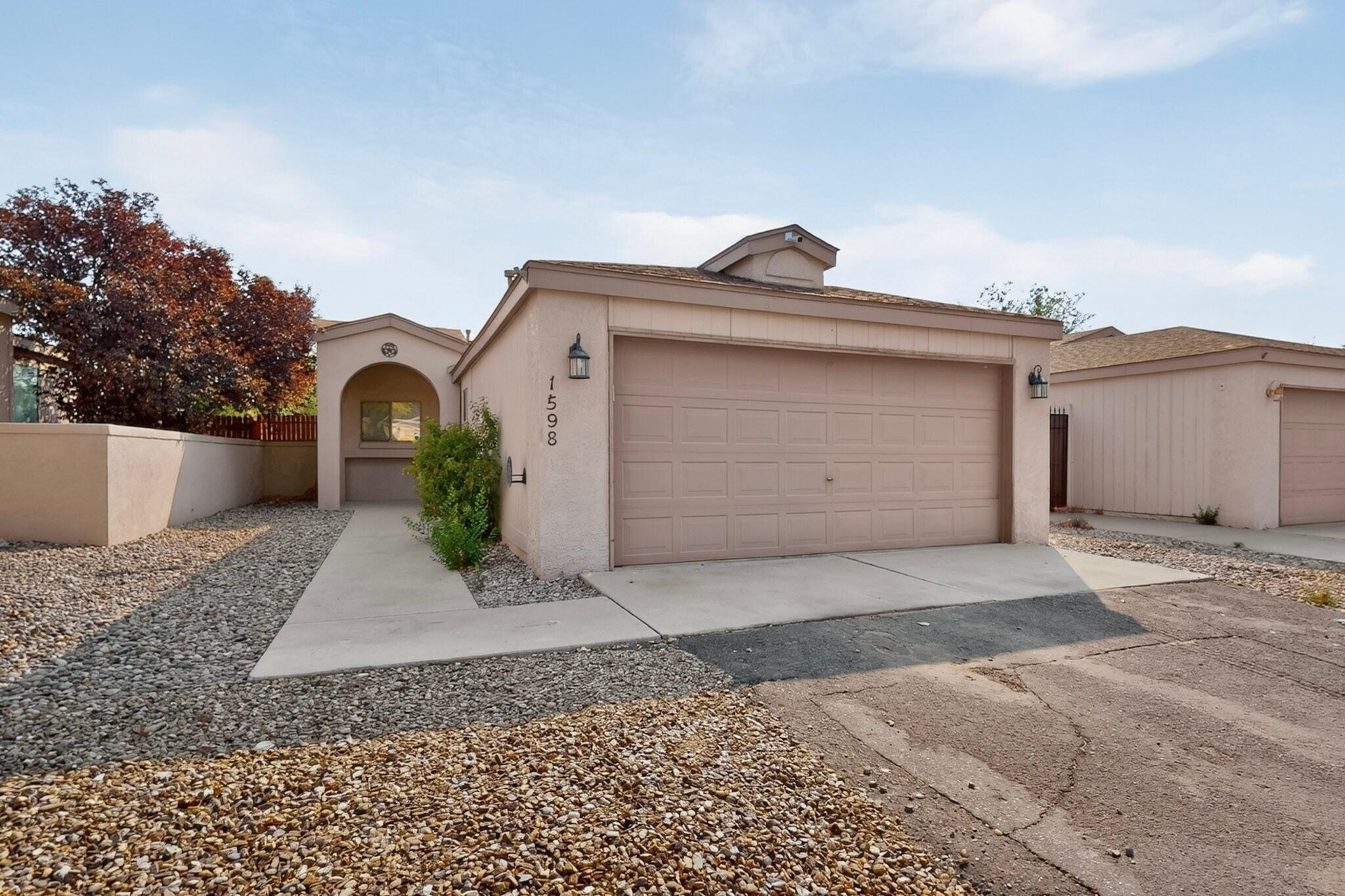 Photo 3 — 1598 Perma Drive NE