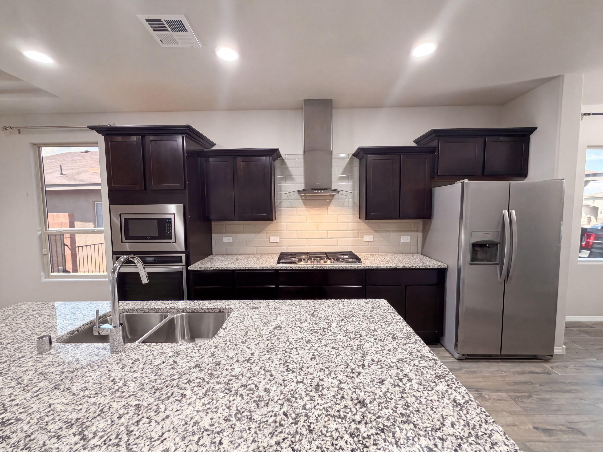 Photo 18 — 6384 Red Falcon Drive NE
