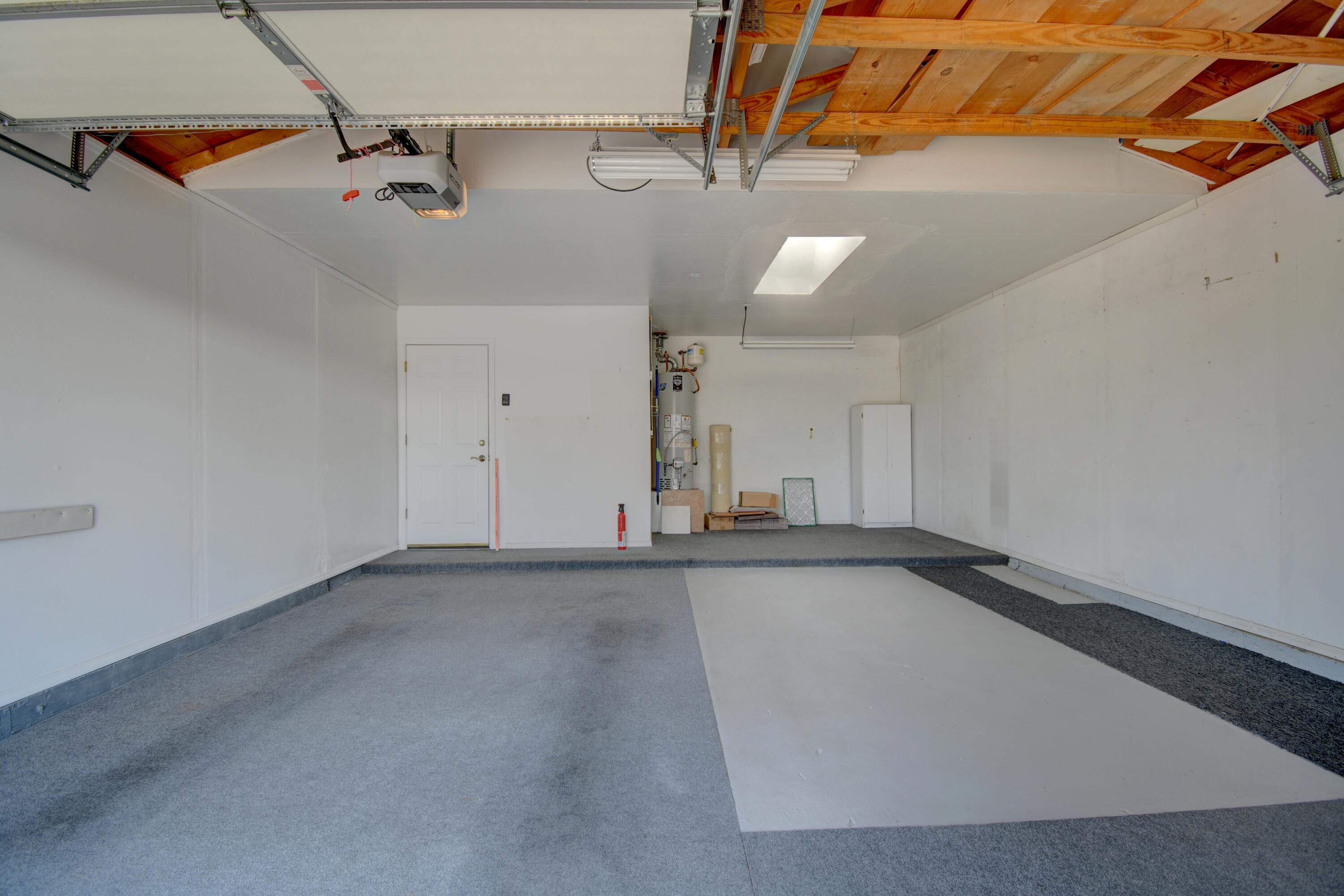 Photo 5 — 7553 Capulin Road NE