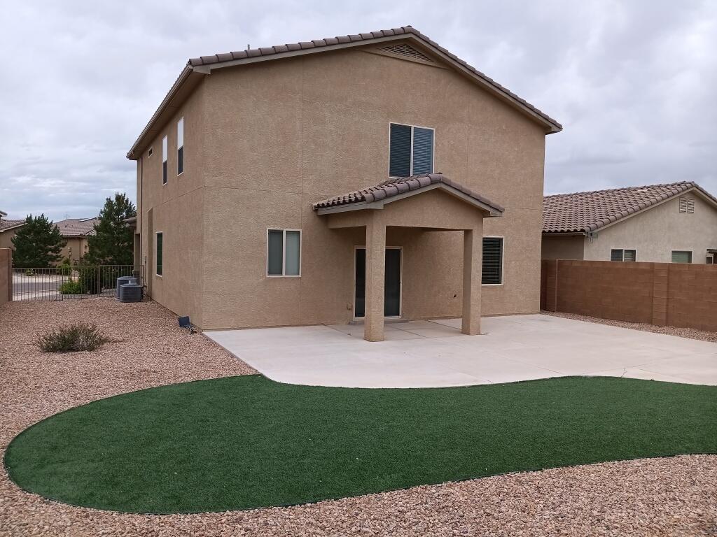 Photo 3 — 3806 Dynamite Road NE