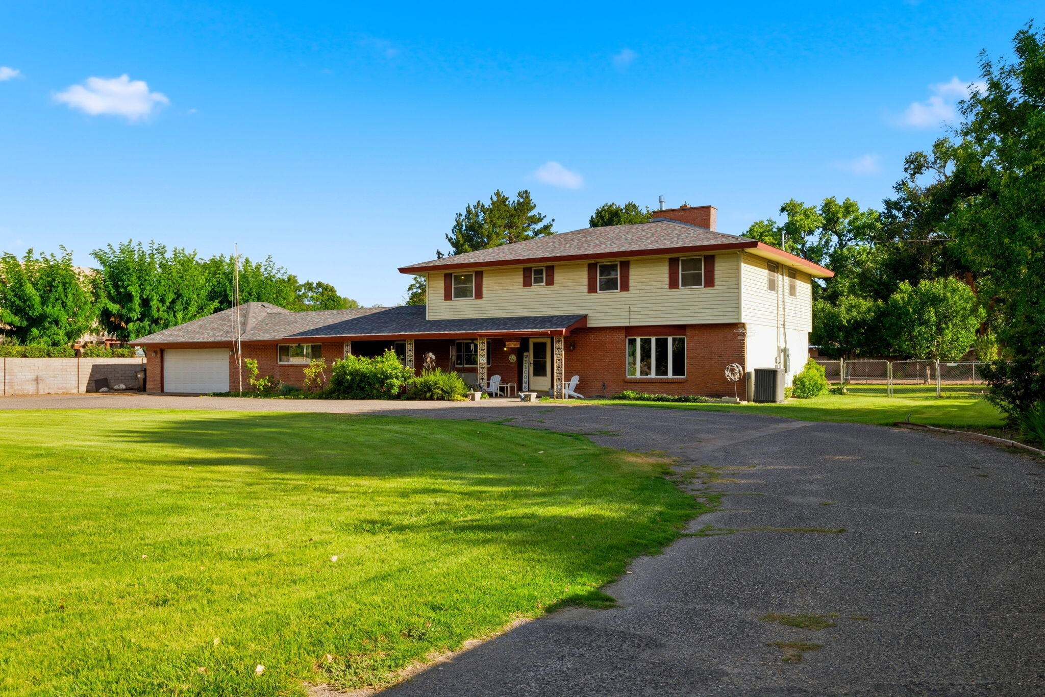 Photo 4 — 800 Pueblo Solano Road NW