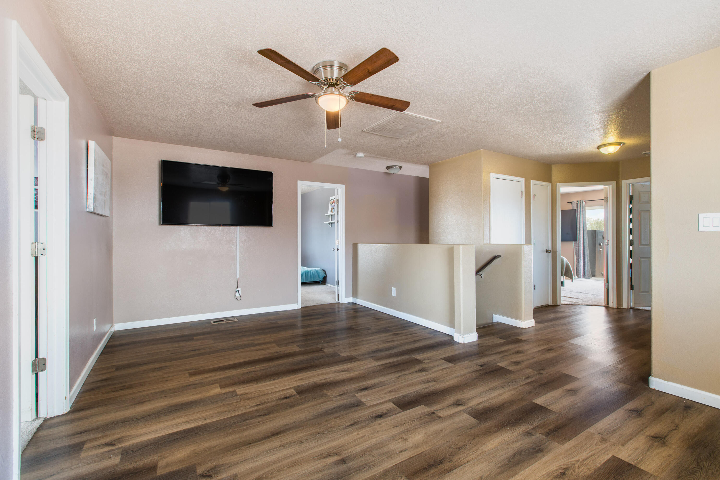 Photo 14 — 600 Avanti Street SW