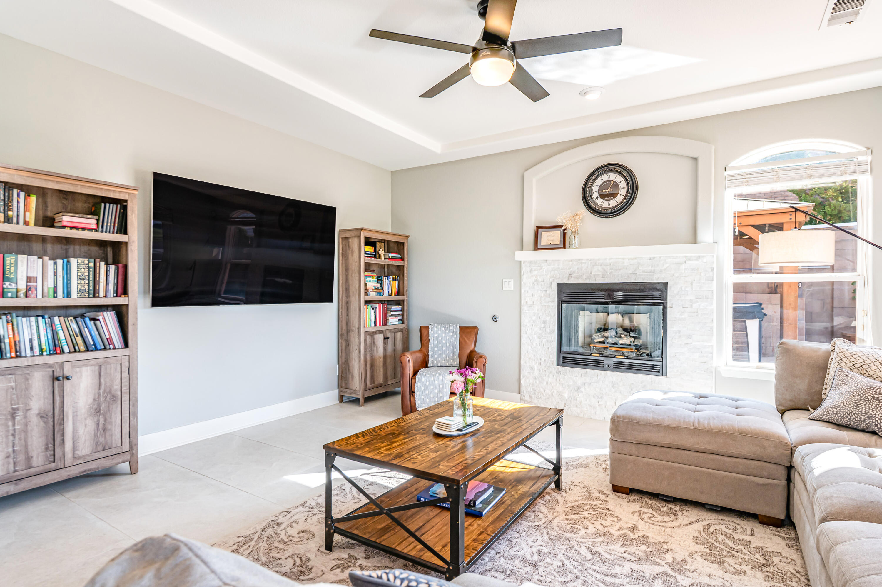Photo 6 — 11220 Jordan Avenue NE