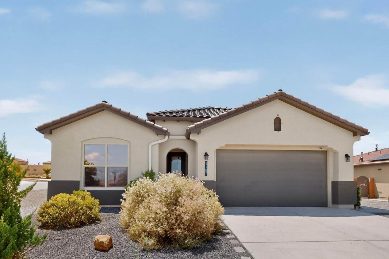 3307 Icarian Court NE