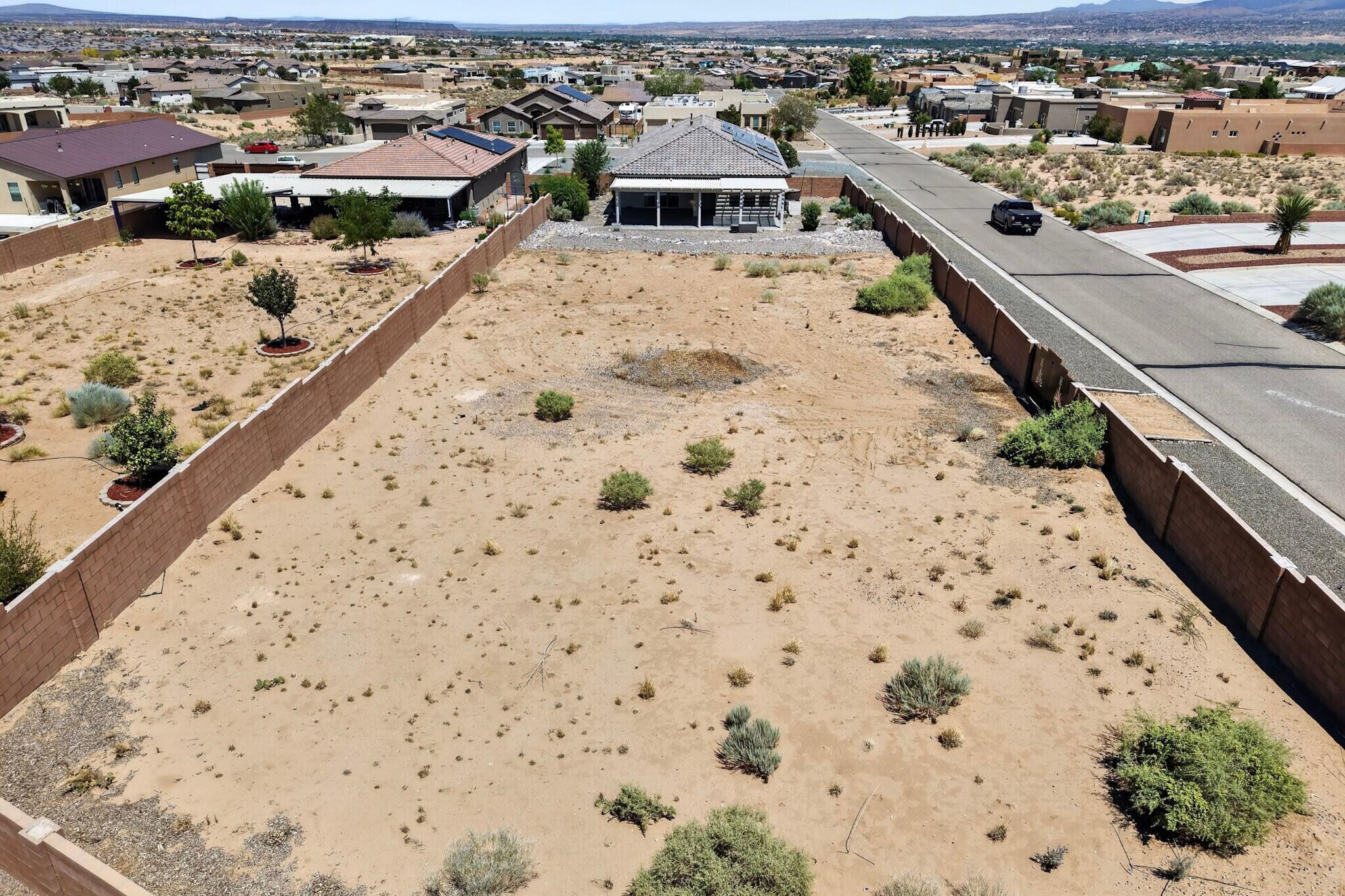 Photo 11 — 3307 Icarian Court NE
