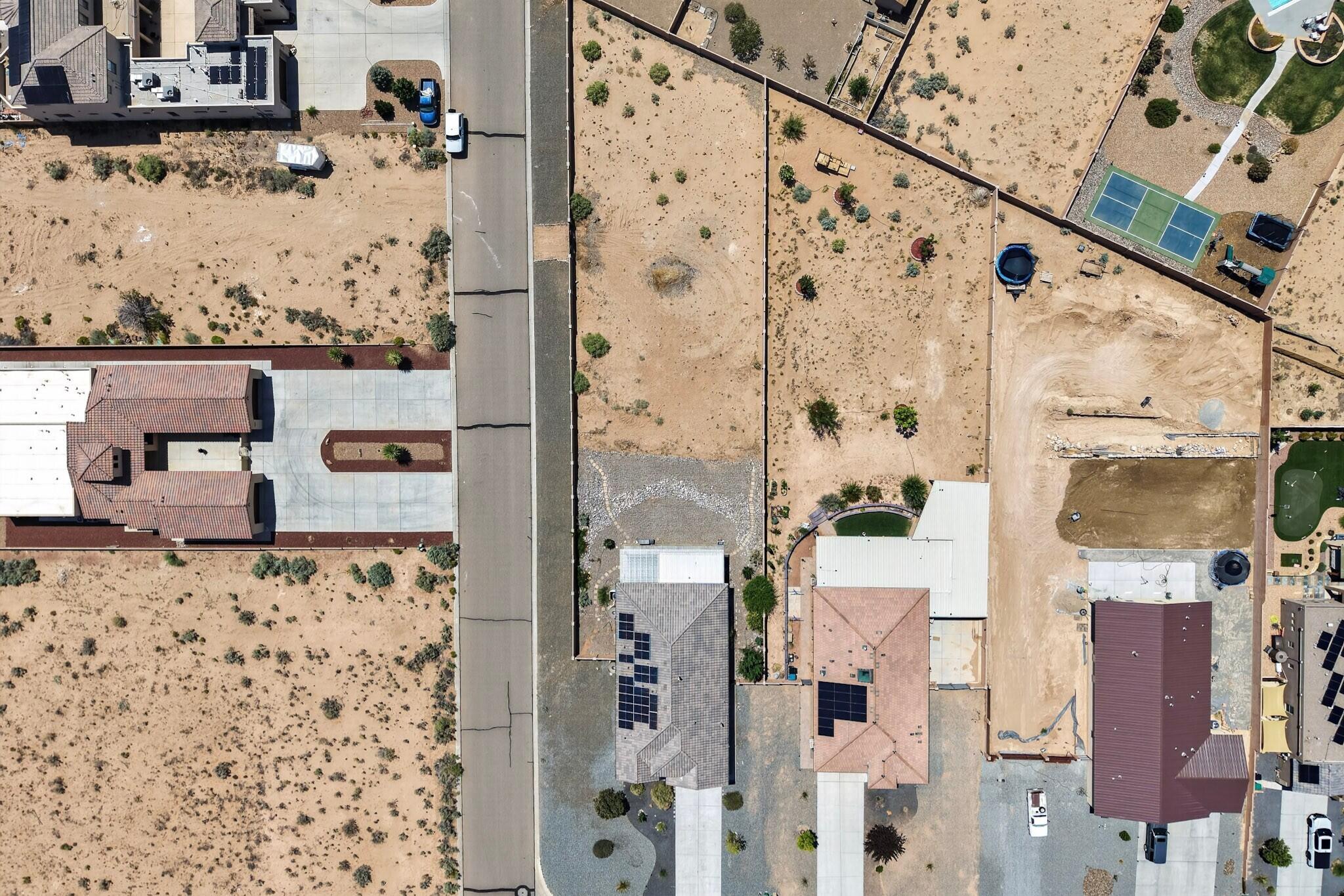 Photo 3 — 3307 Icarian Court NE