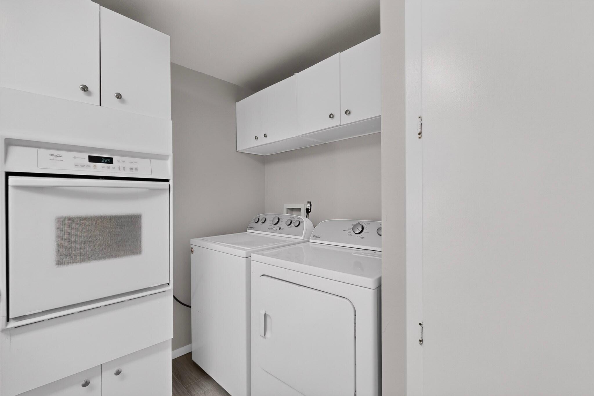 Photo 9 — 11525 Mahlon Avenue NE