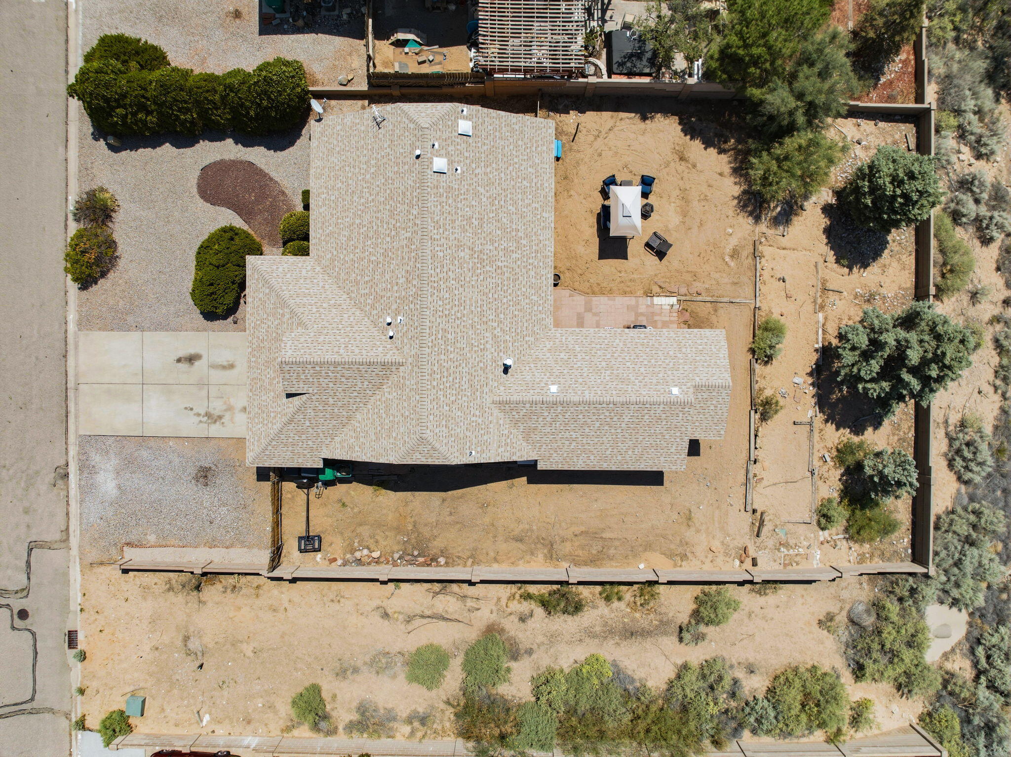 Photo 9 — 6082 Cottontail Road NE
