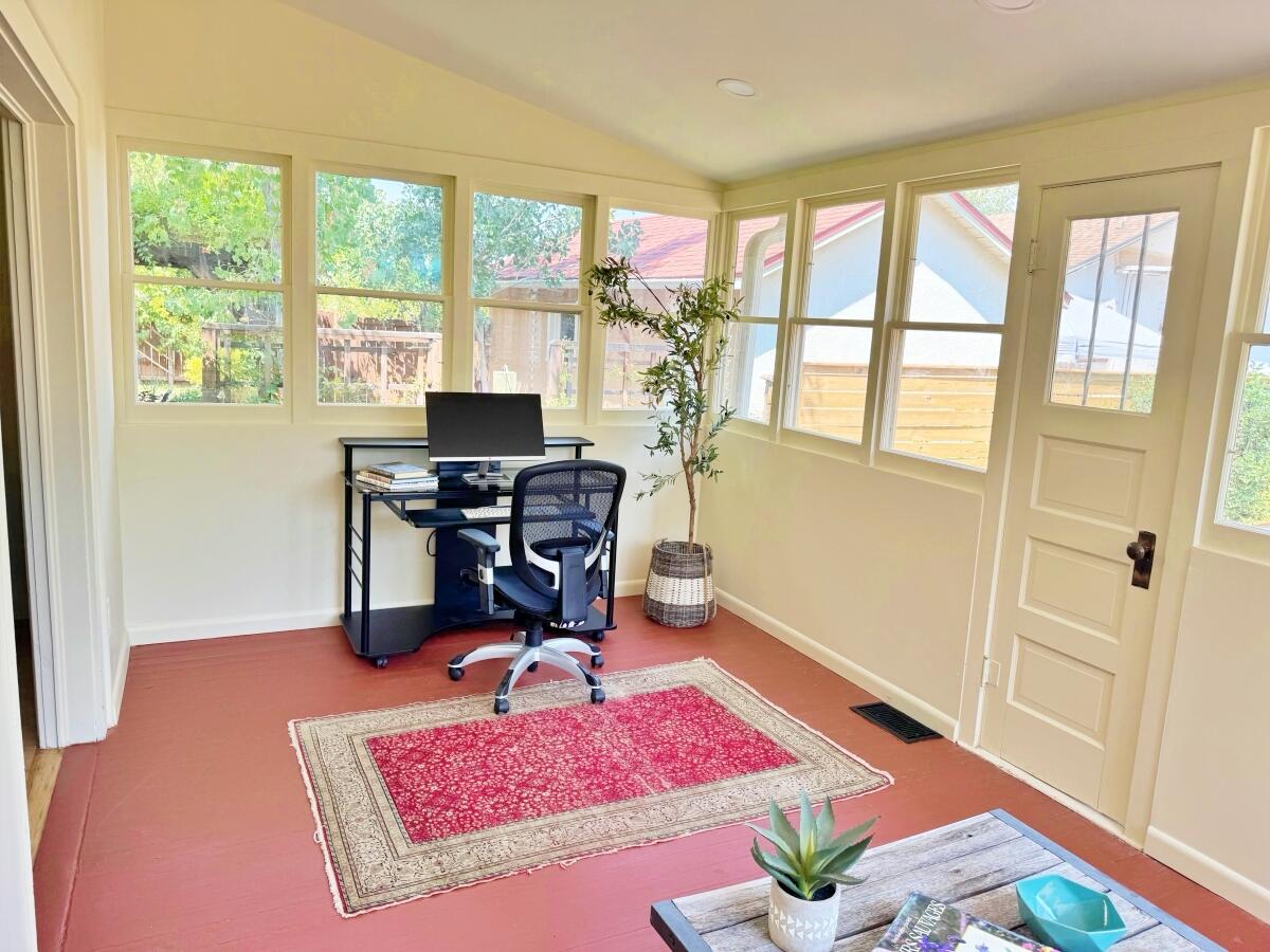 Photo 15 — 418 12th Street NW