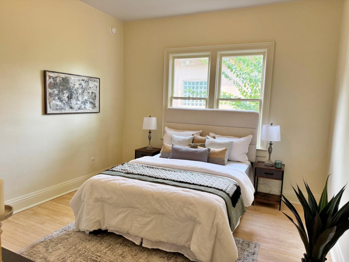 Photo 11 — 418 12th Street NW
