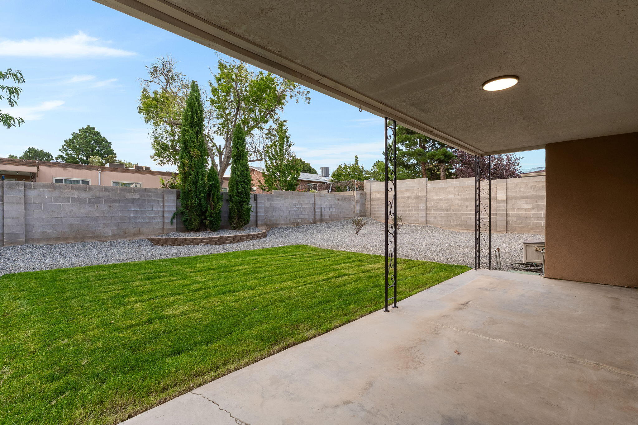 Photo 6 — 10817 Nelle Avenue NE