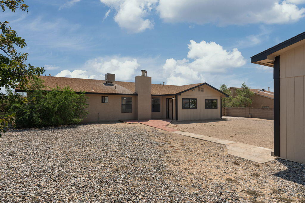Photo 6 — 4505 Quartz Drive NE