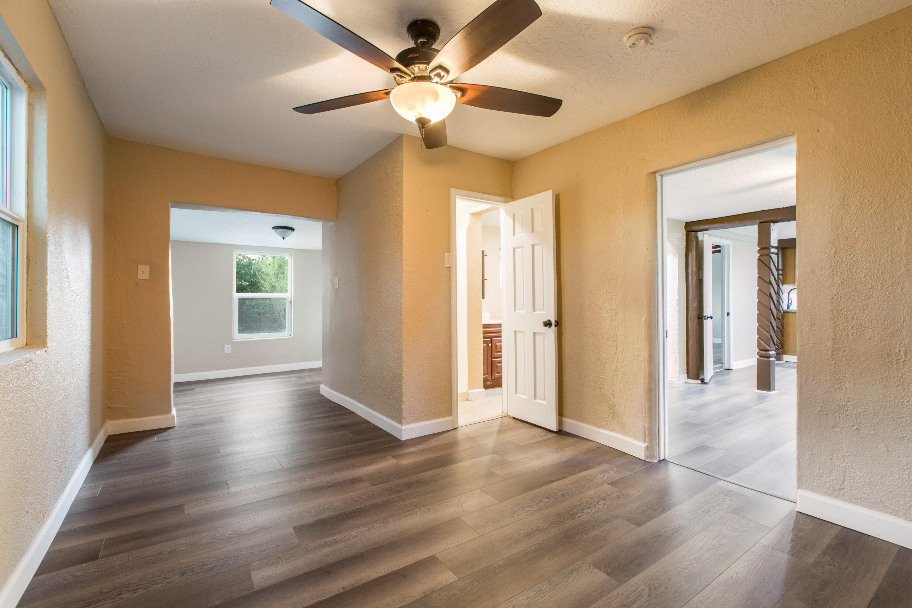Photo 10 — 5201 Grande Drive NW
