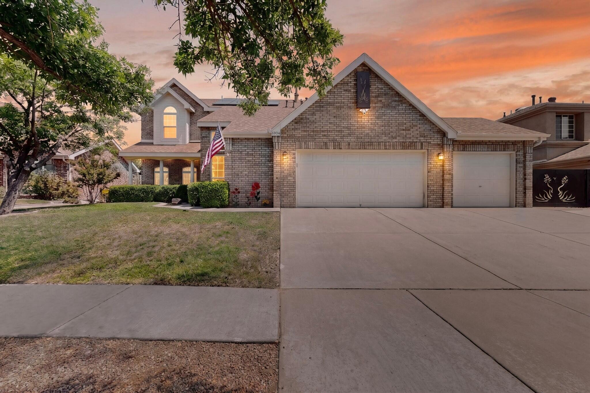 6904 Red Sky Road NE, Albuquerque, NM 87111