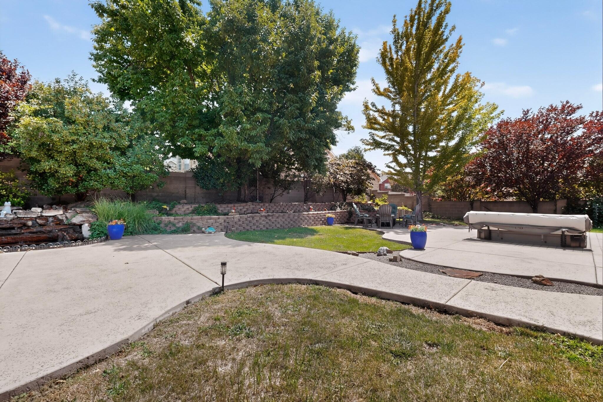 Photo 8 — 6904 Red Sky Road NE