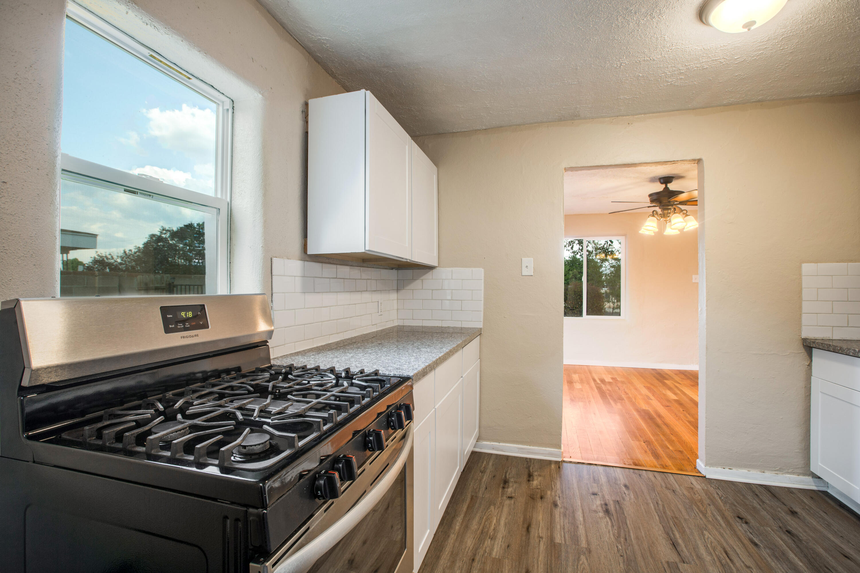 Photo 11 — 5201 Grande Drive NW