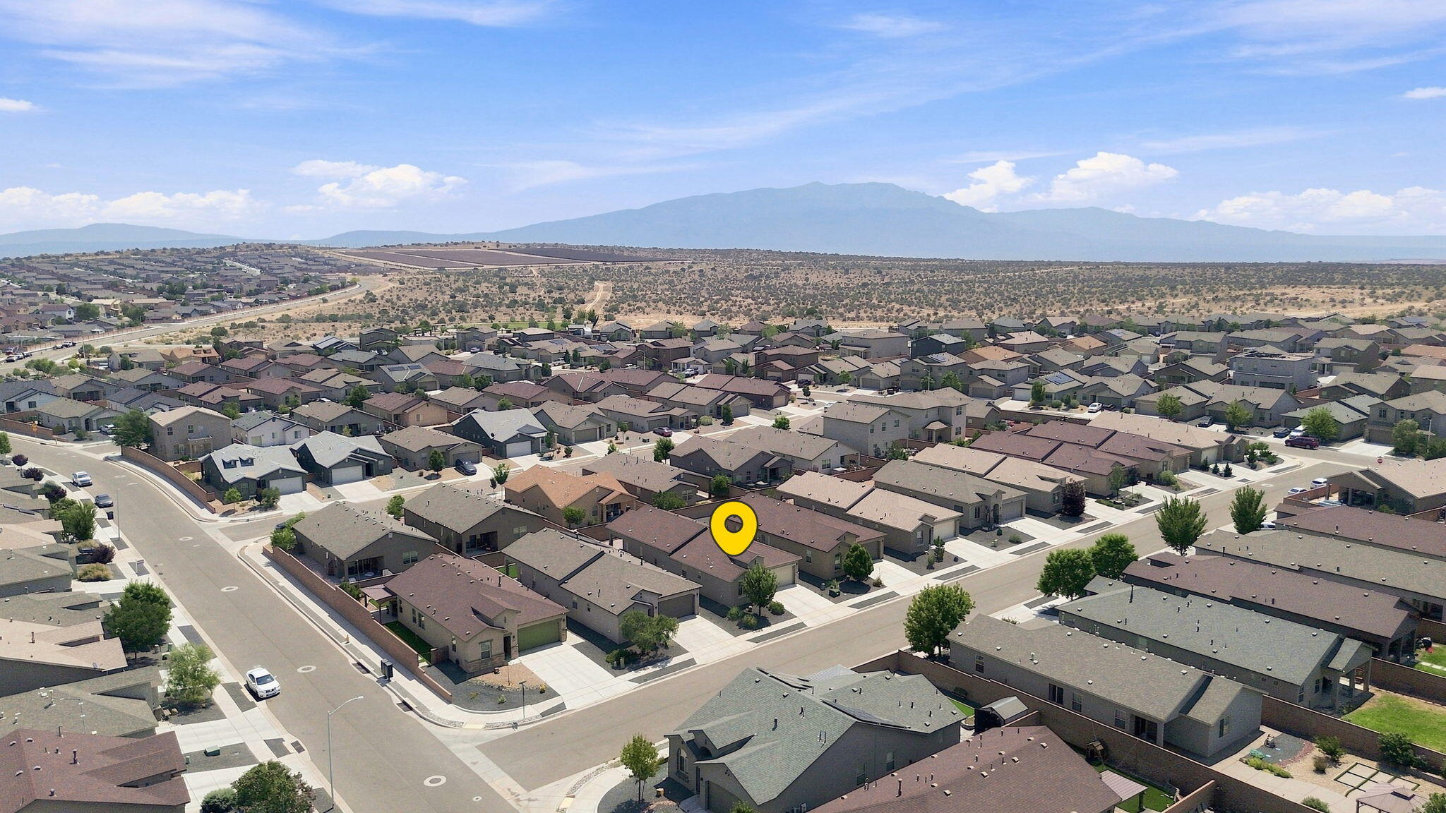 Photo 9 — 6329 Kestrel Drive NE
