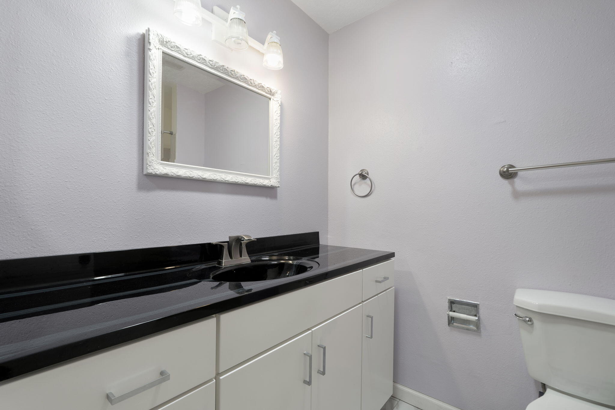 Photo 19 — 6351 Crow Road NE