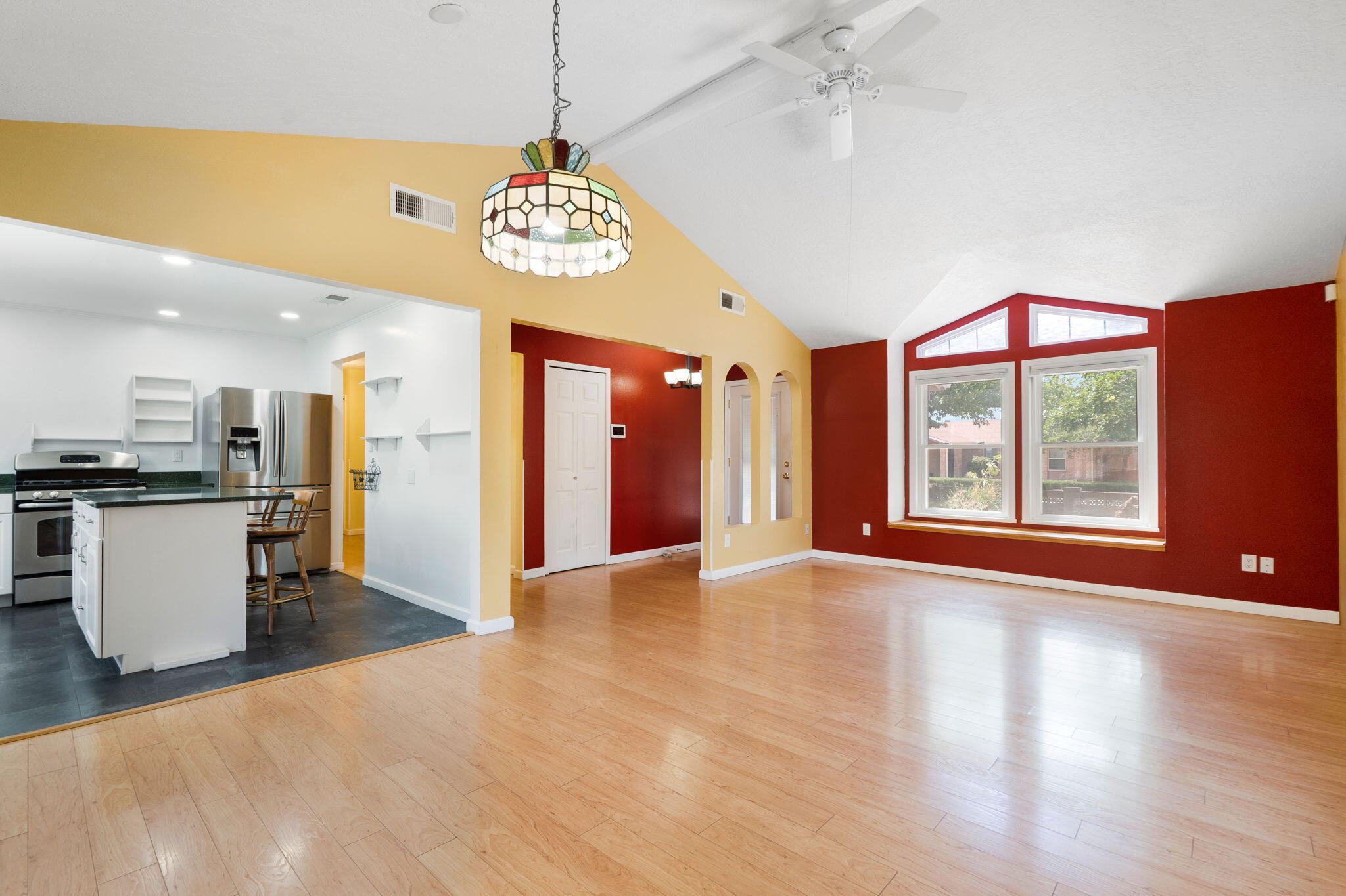Photo 12 — 6351 Crow Road NE