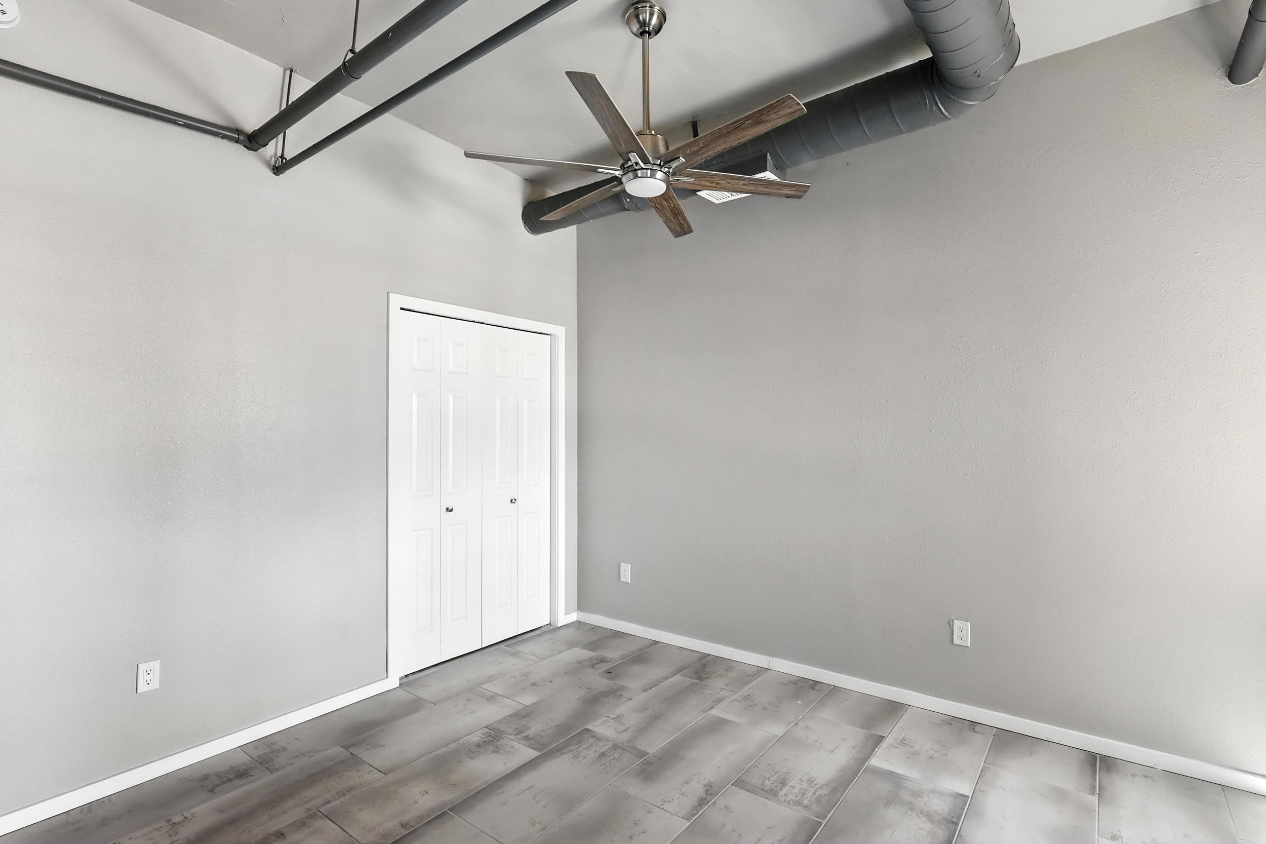 Photo 5 — 219 Central Avenue NW 306