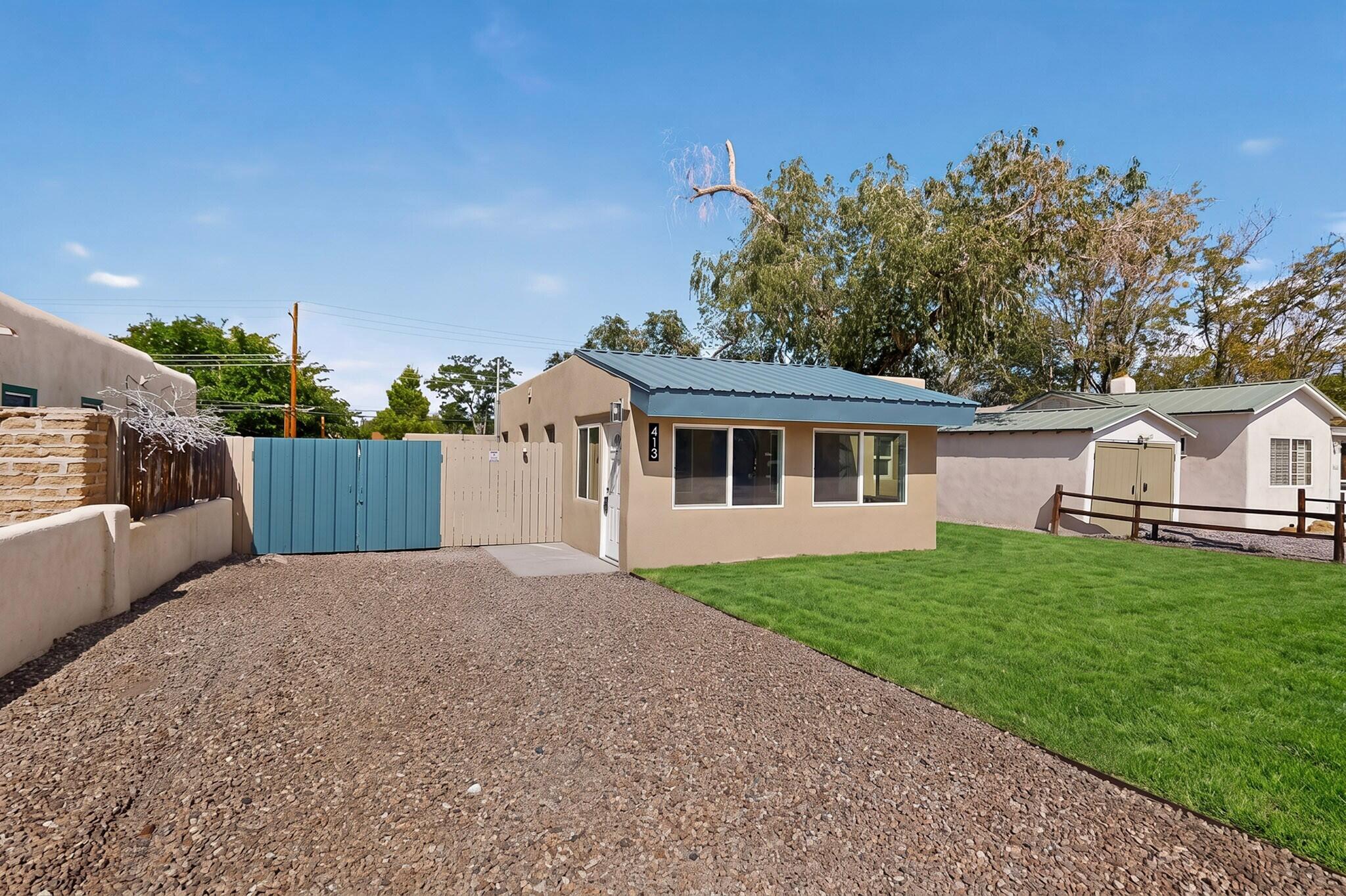413 Princeton Drive SE, Albuquerque, NM 87106