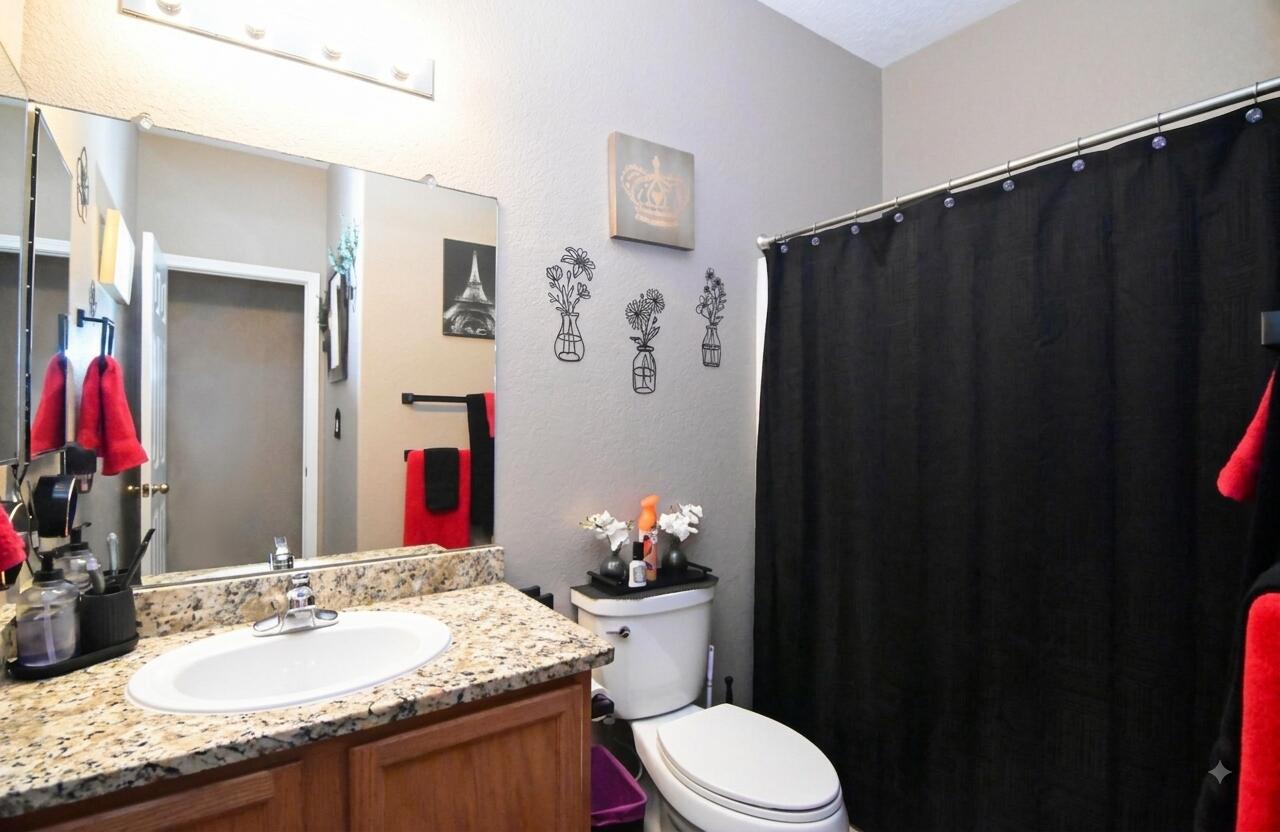 Photo 11 — 5443 Reserve Court NE