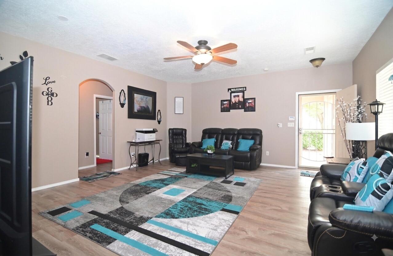 Photo 19 — 5443 Reserve Court NE