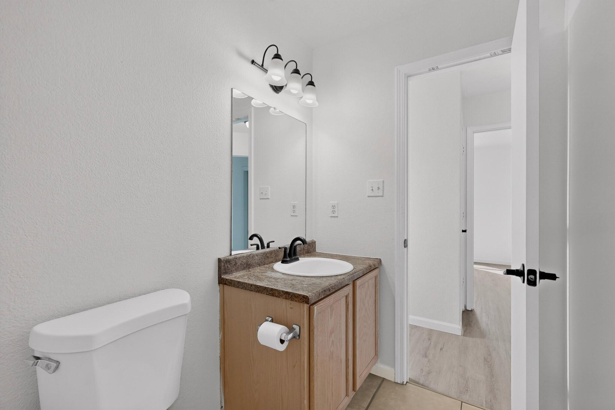 Photo 14 — 4110 Logan Road NW