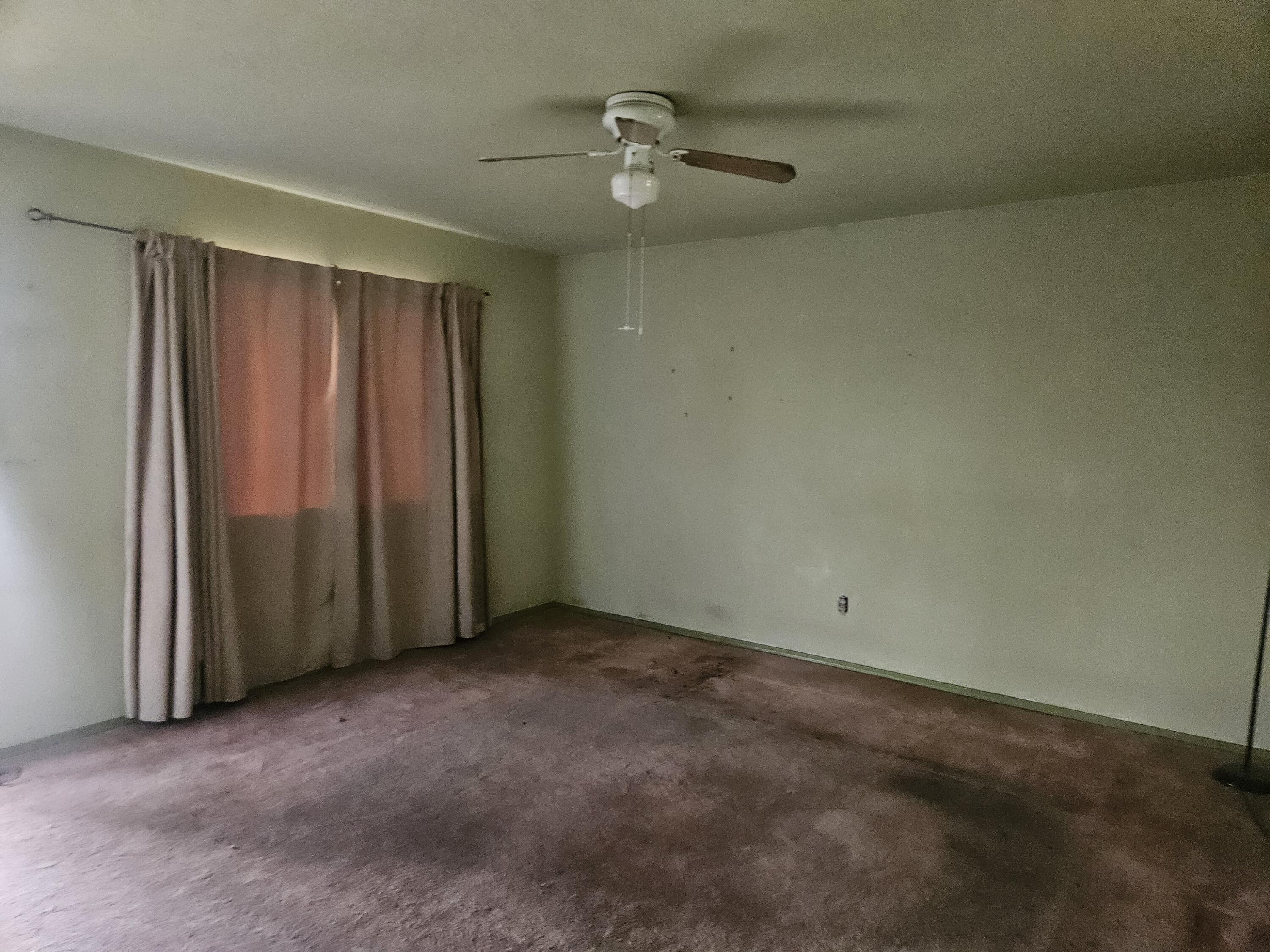 Photo 16 — 921 Impala Drive