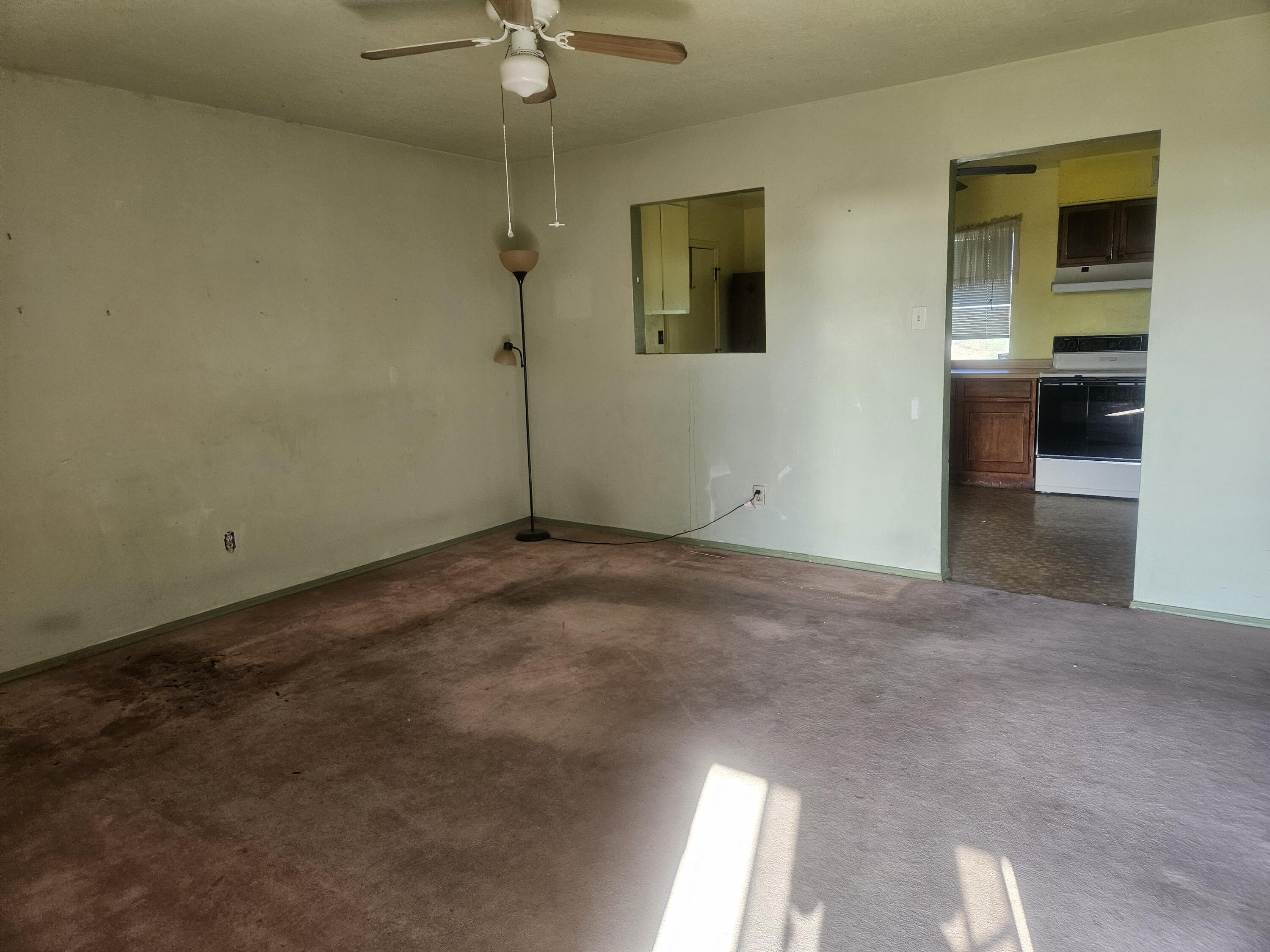 Photo 12 — 921 Impala Drive