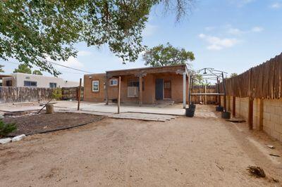 Photo 7 — 705 Palomas Drive SE