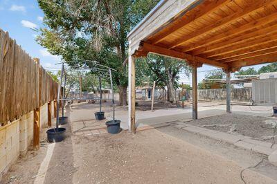 Photo 6 — 705 Palomas Drive SE