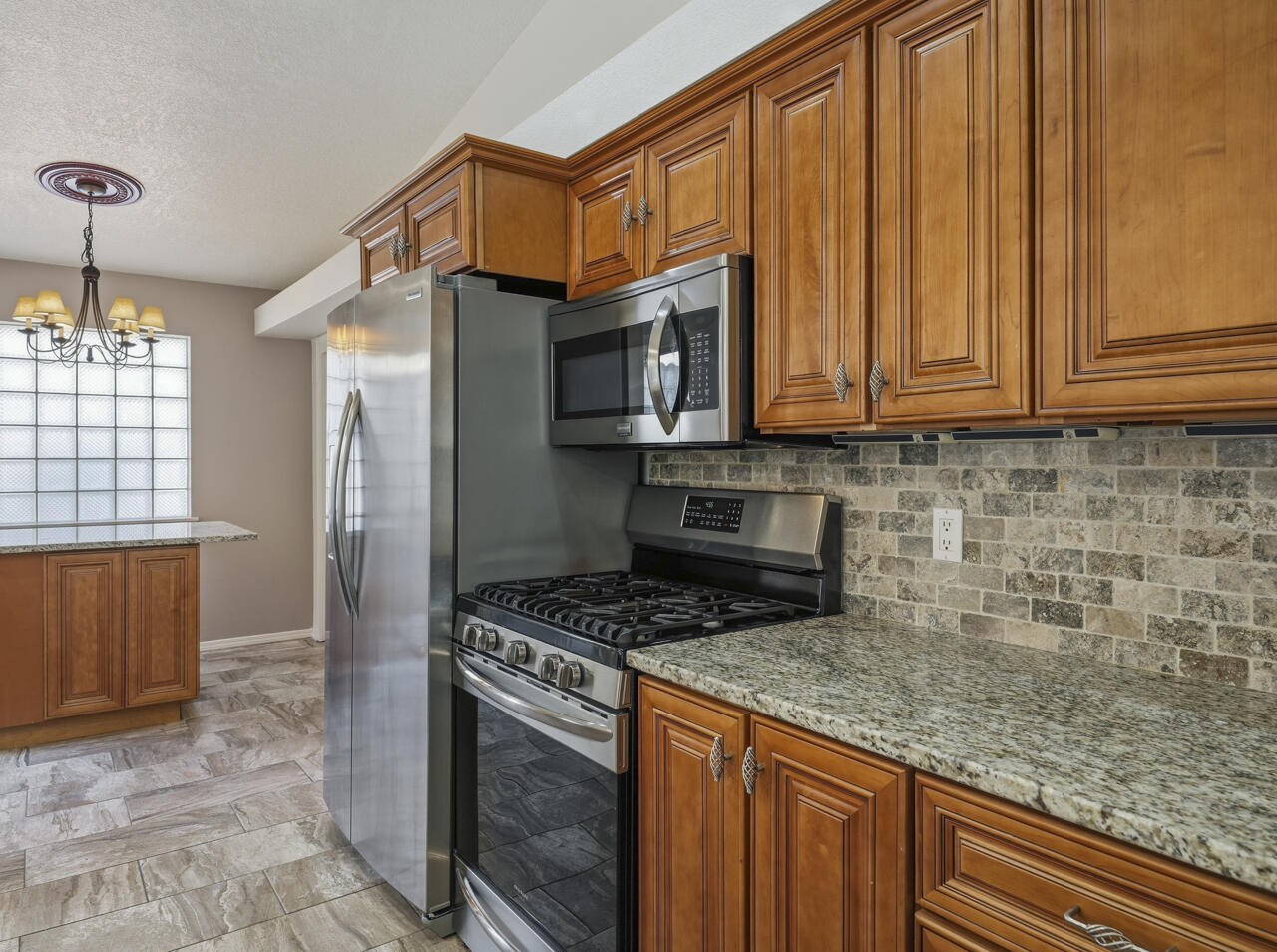 Photo 19 — 7205 Quail Springs Place NE