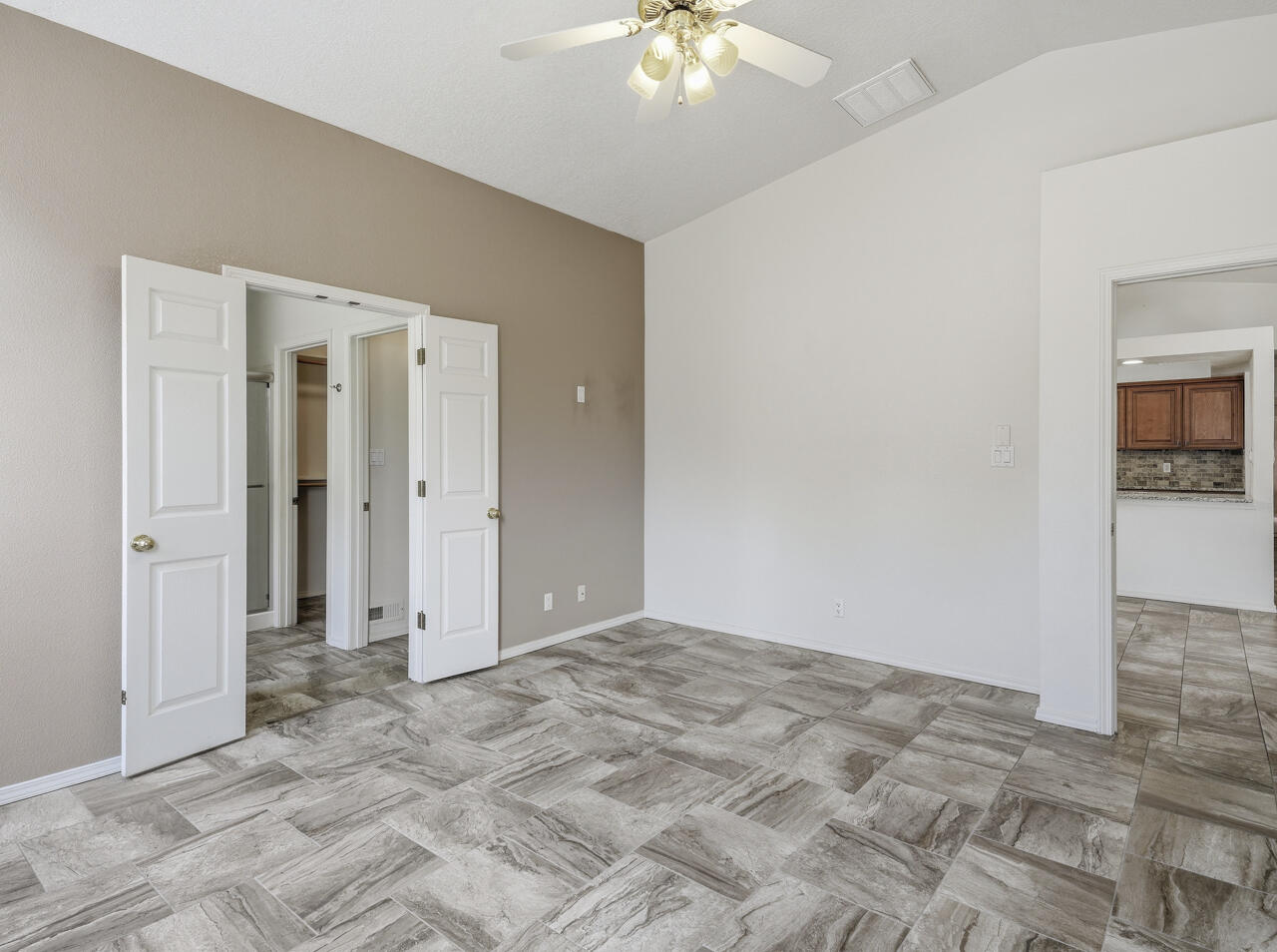 Photo 16 — 7205 Quail Springs Place NE
