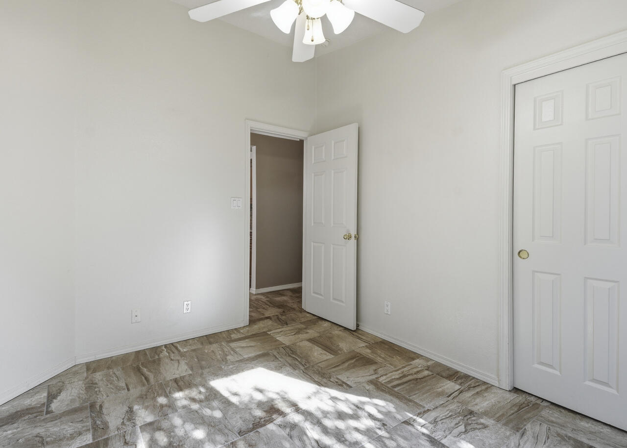 Photo 10 — 7205 Quail Springs Place NE