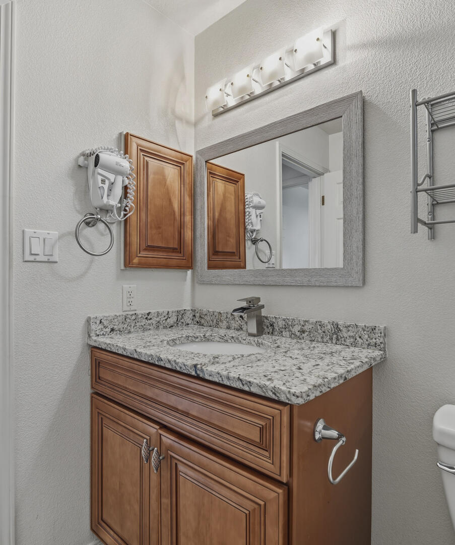 Photo 7 — 7205 Quail Springs Place NE