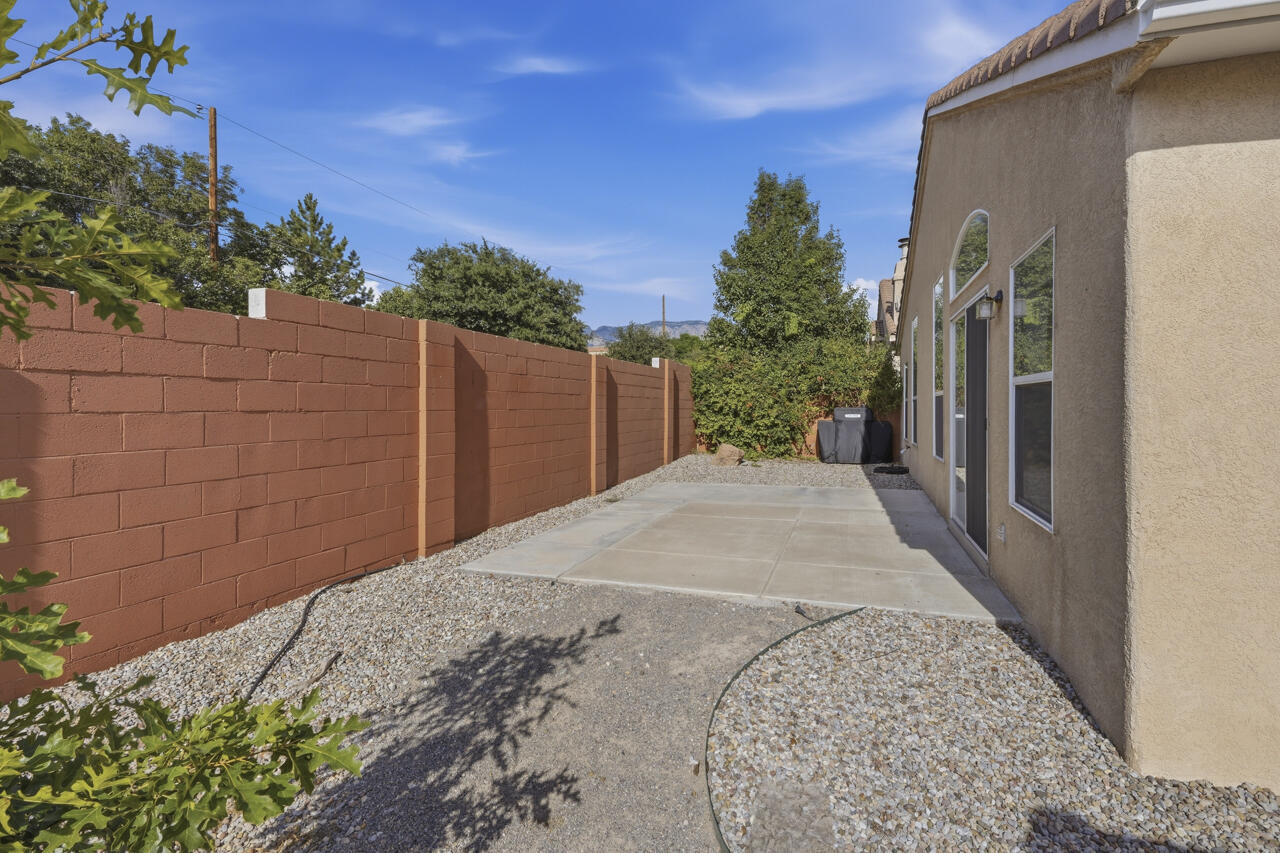 Photo 3 — 7205 Quail Springs Place NE