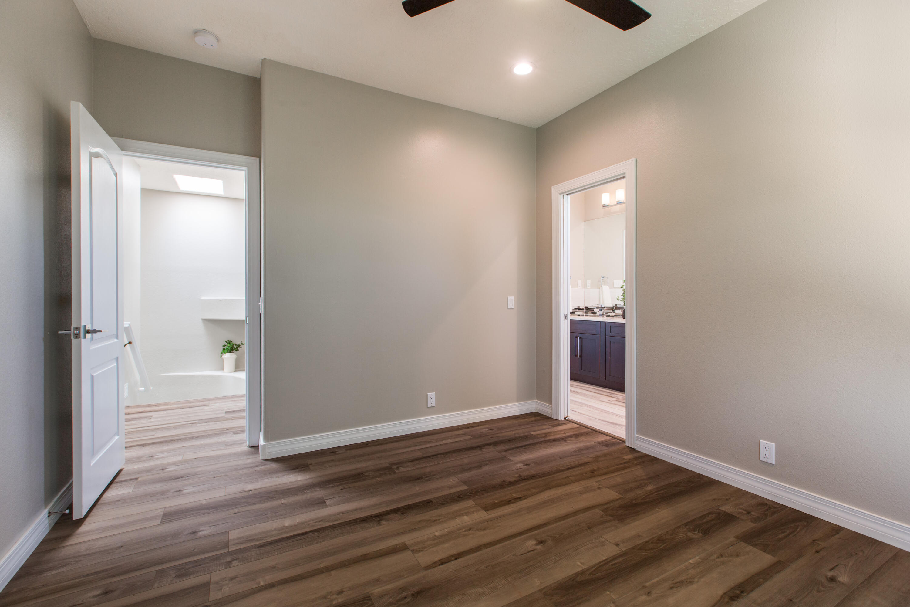 Photo 3 — 11201 Spyglass Hill Lane NE