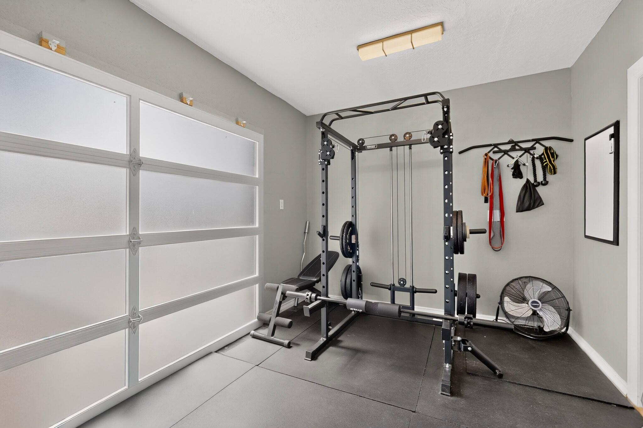 Photo 4 — 9801 Chapala Drive NE
